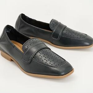 Black Loafers 